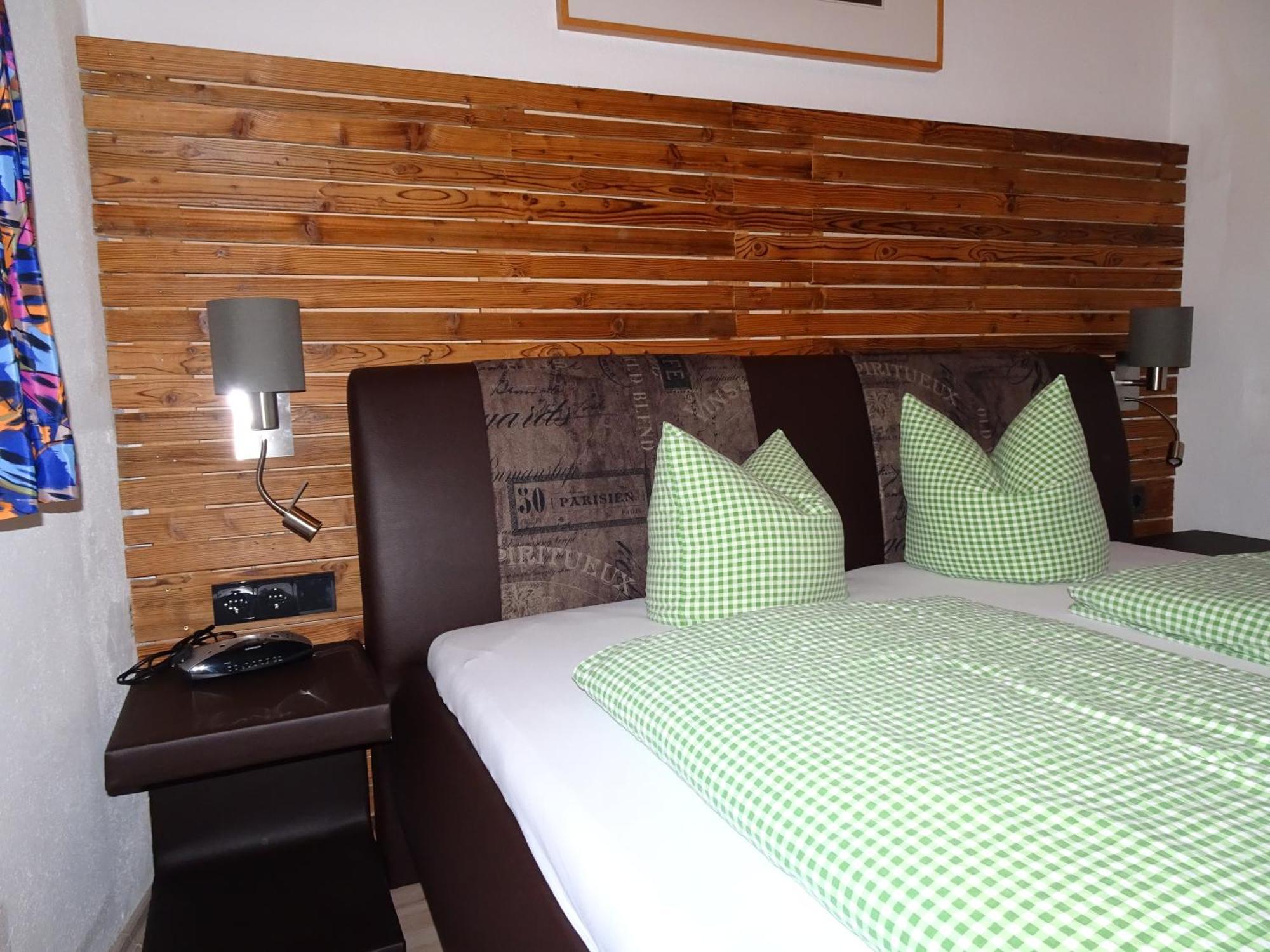Landhotel Rauchenwalderhof Mayrhofen Quarto foto