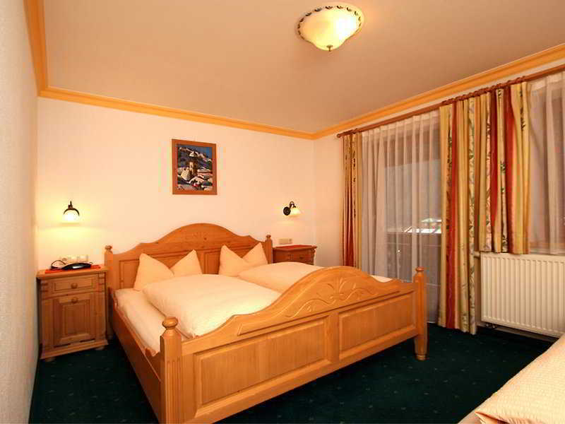 Landhotel Rauchenwalderhof Mayrhofen Exterior foto